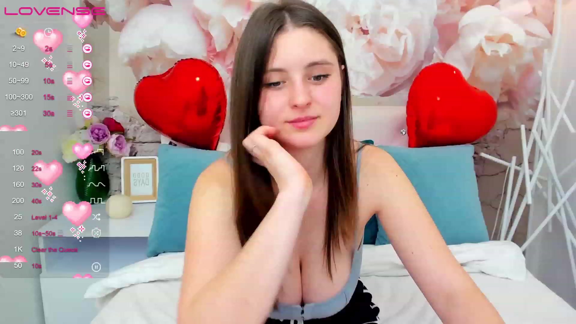 Gallery image thumbnail from ElsaJones's myfreecams stream on, 02/13/2023, 16:55 image 4 of 20