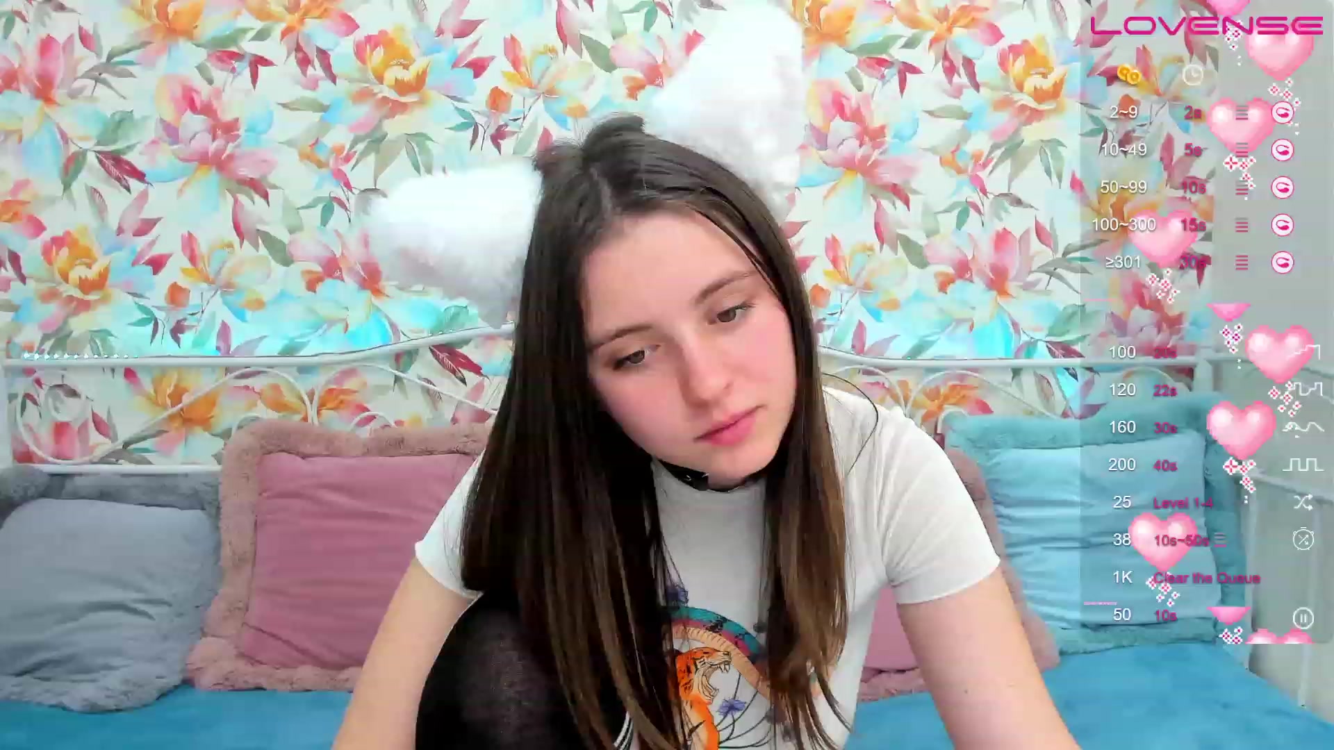 Gallery image thumbnail from ElsaJones's myfreecams stream on, 02/14/2023, 15:23 image 3 of 20