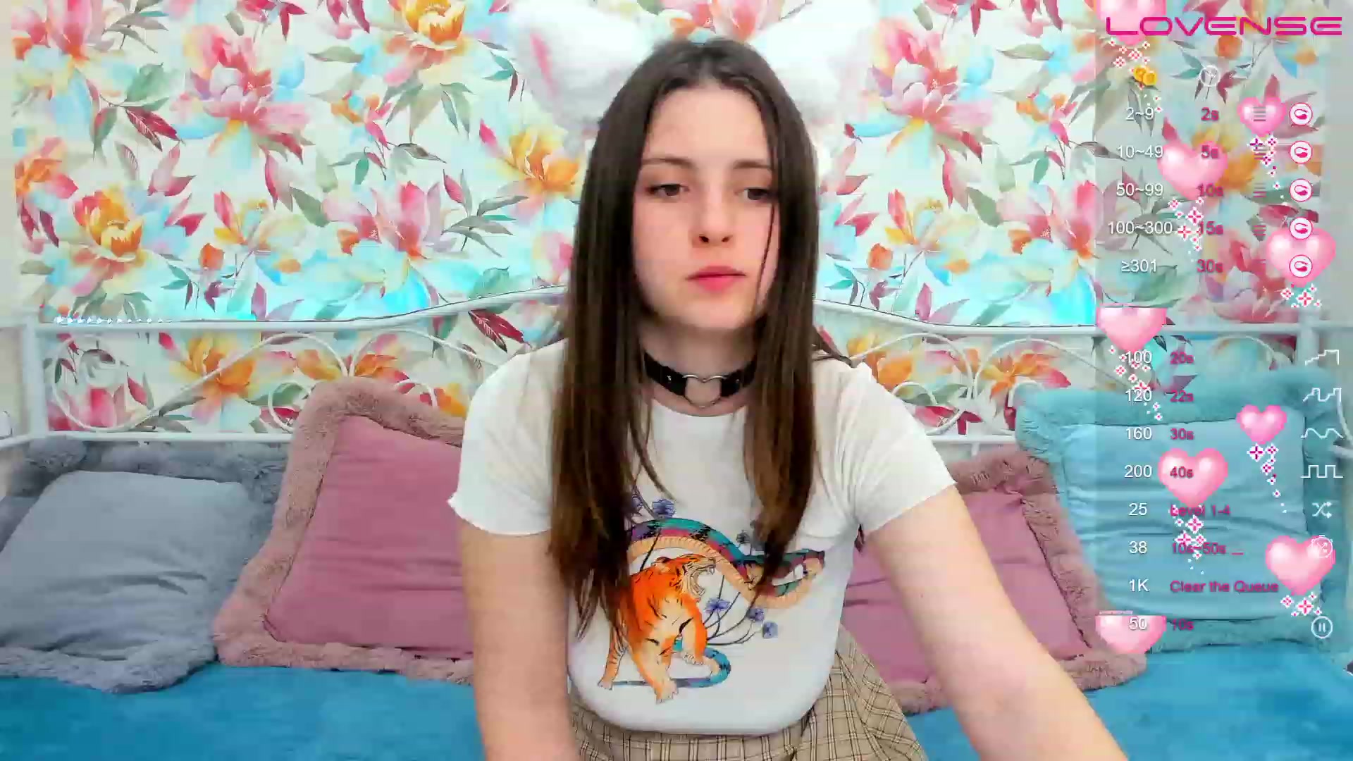 Gallery image thumbnail from ElsaJones's myfreecams stream on, 02/14/2023, 16:30 image 7 of 20
