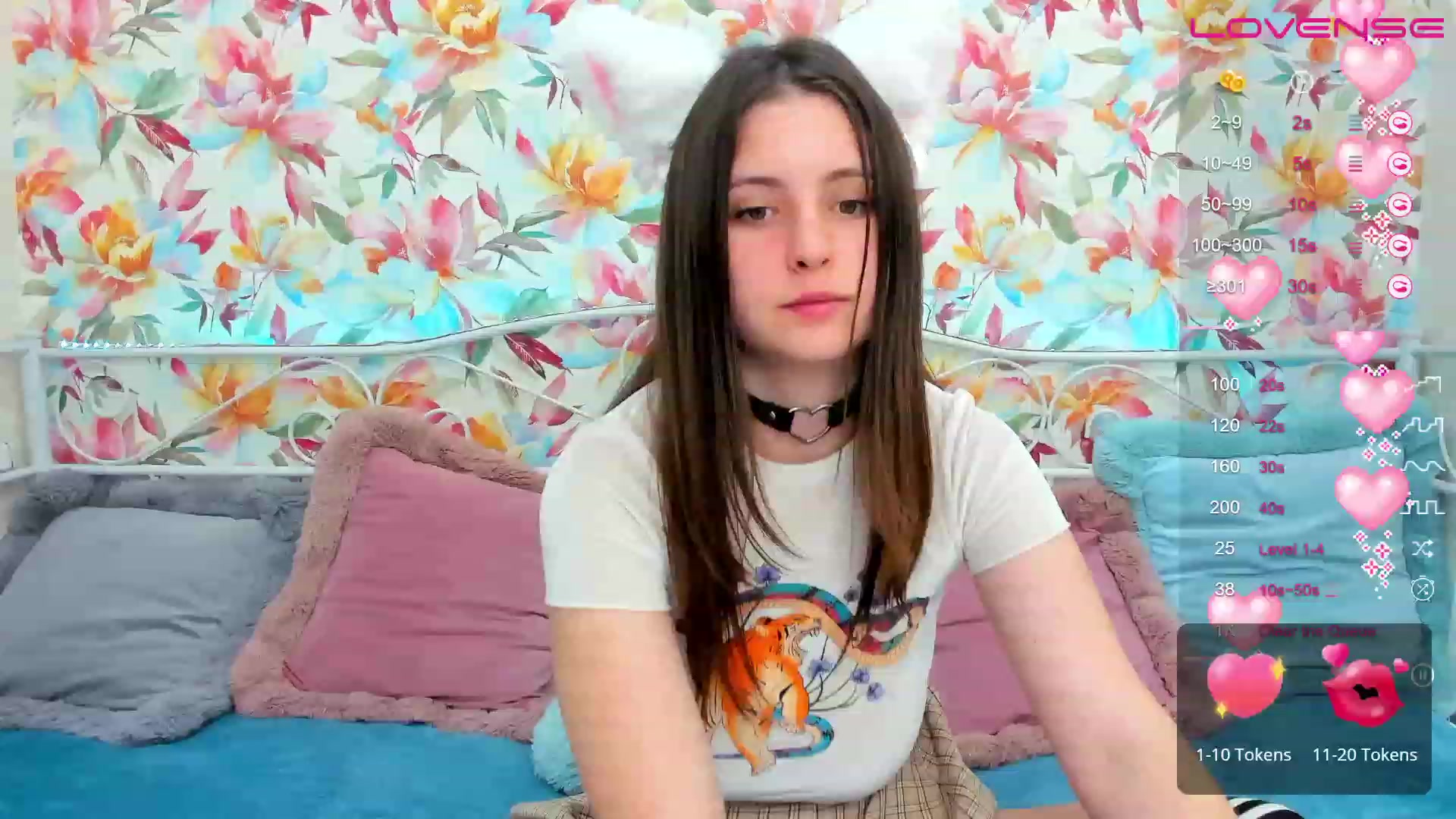 Gallery image thumbnail from ElsaJones's myfreecams stream on, 02/14/2023, 16:30 image 5 of 20