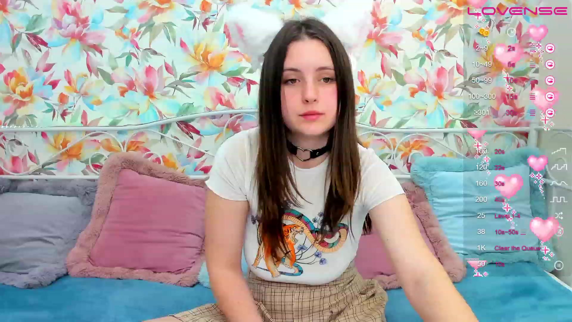 Gallery image thumbnail from ElsaJones's myfreecams stream on, 02/14/2023, 16:30 image 20 of 20