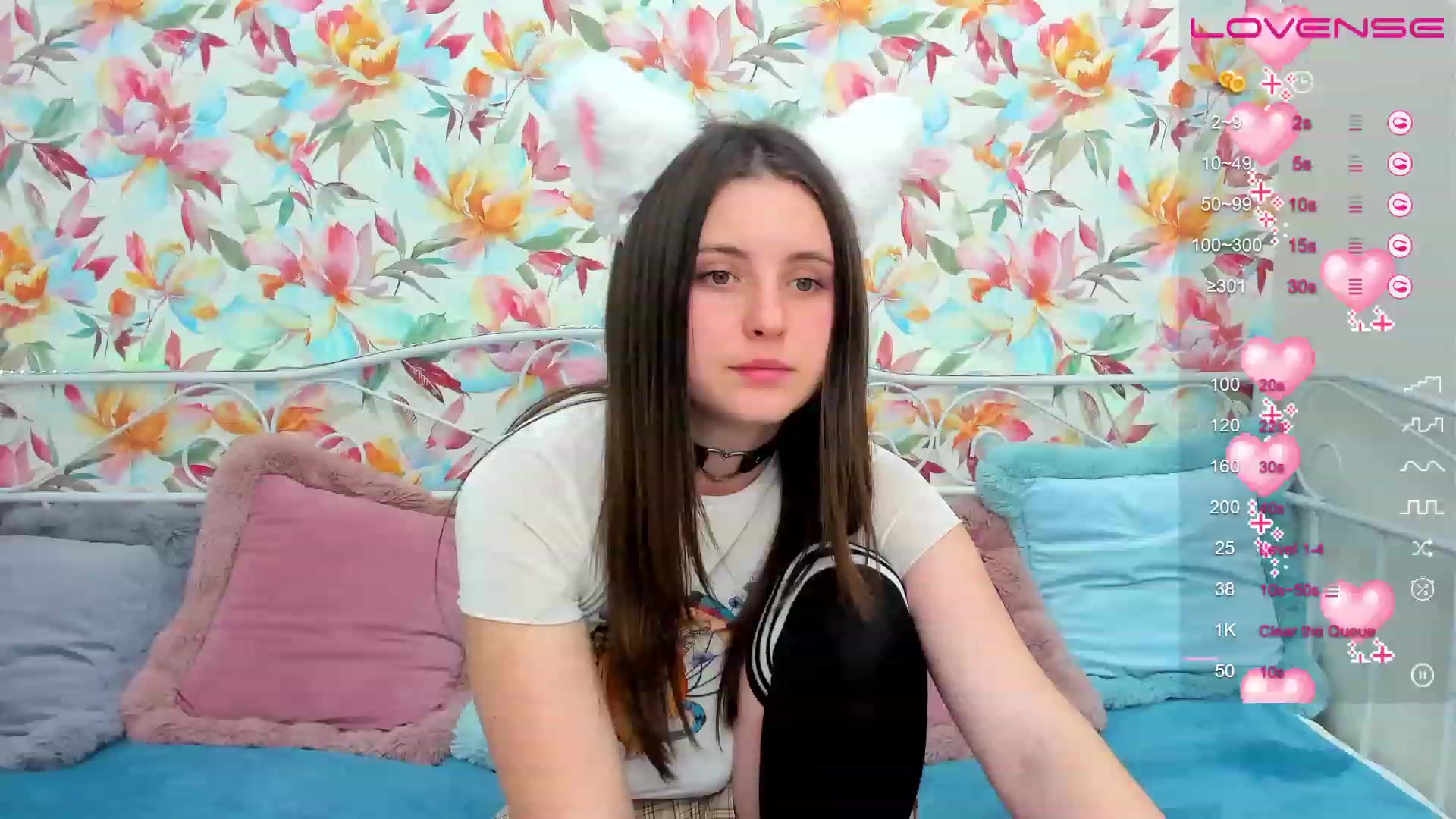 Gallery image thumbnail from ElsaJones's myfreecams stream on, 02/14/2023, 17:08 image 15 of 20