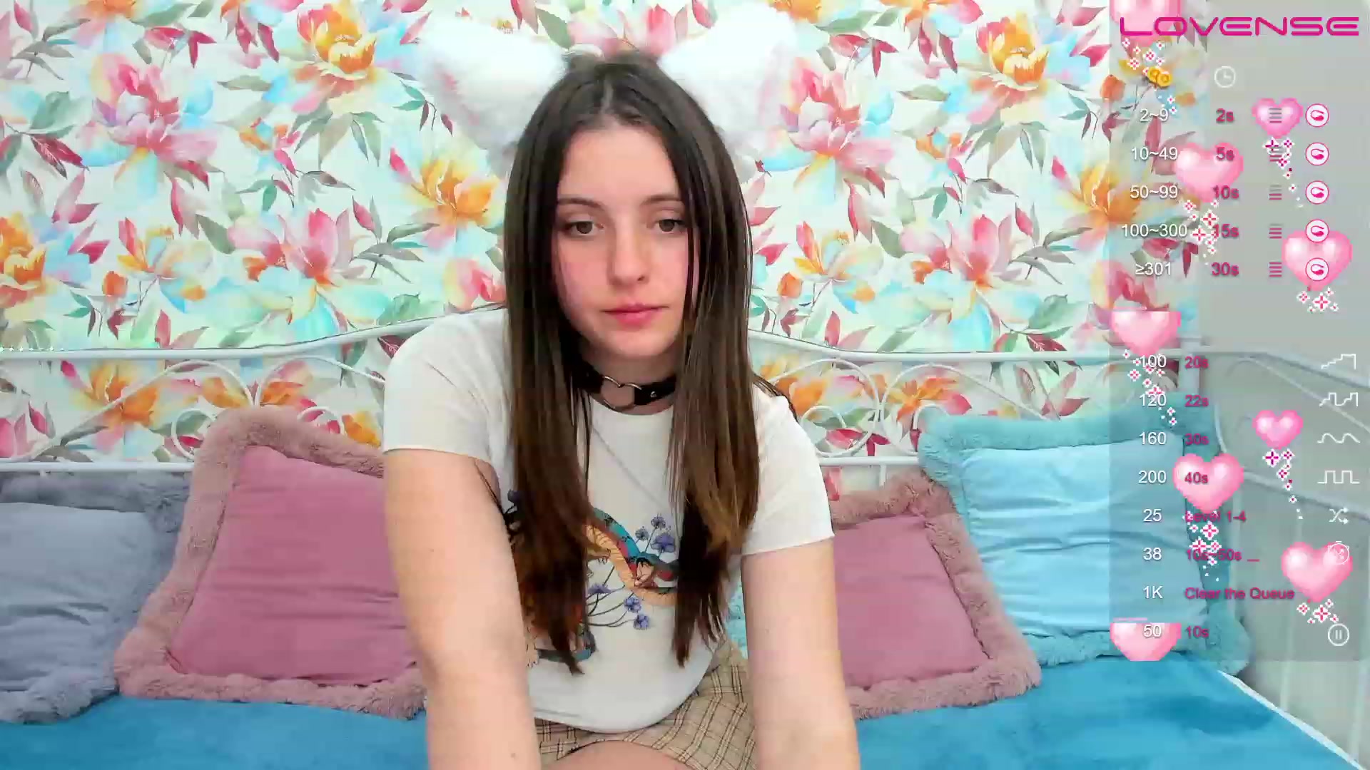 Gallery image thumbnail from ElsaJones's myfreecams stream on, 02/14/2023, 17:08 image 13 of 20