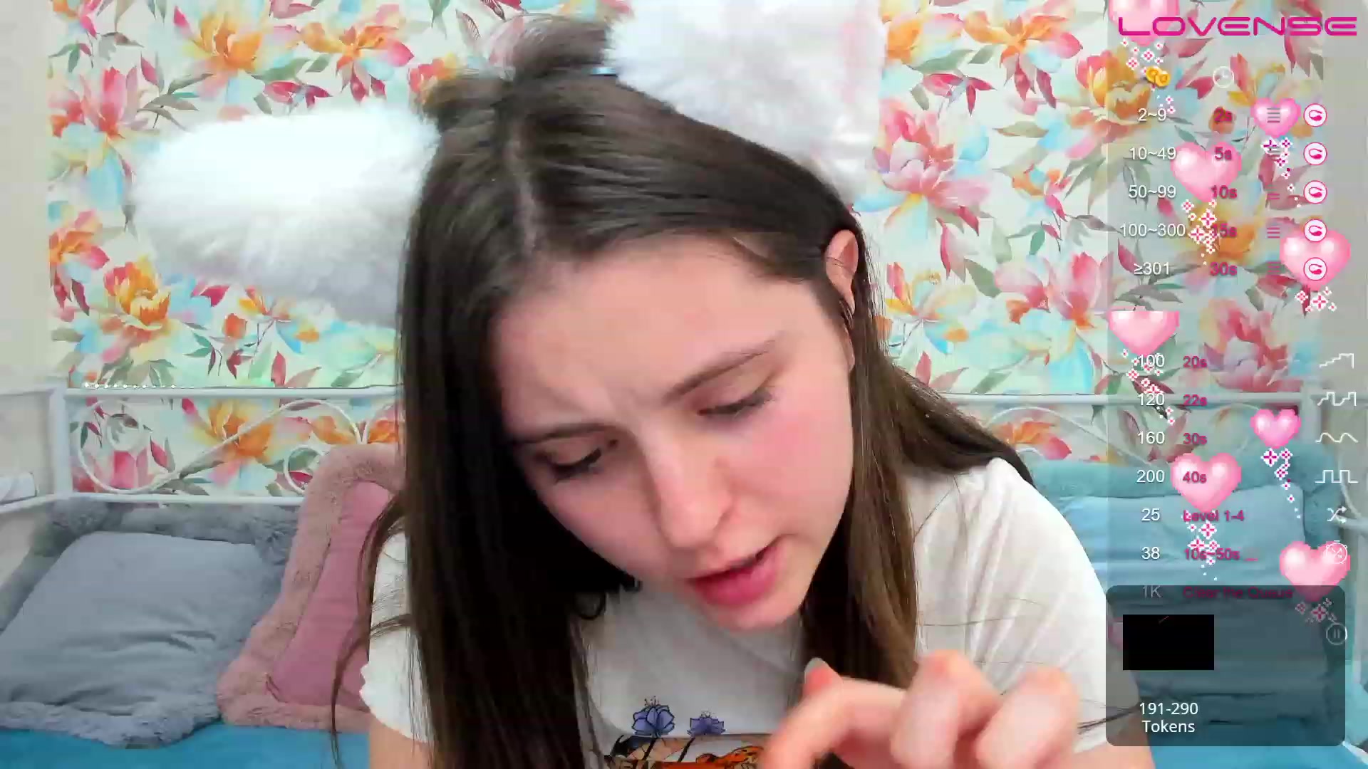 Gallery image thumbnail from ElsaJones's myfreecams stream on, 02/14/2023, 17:08 image 1 of 20