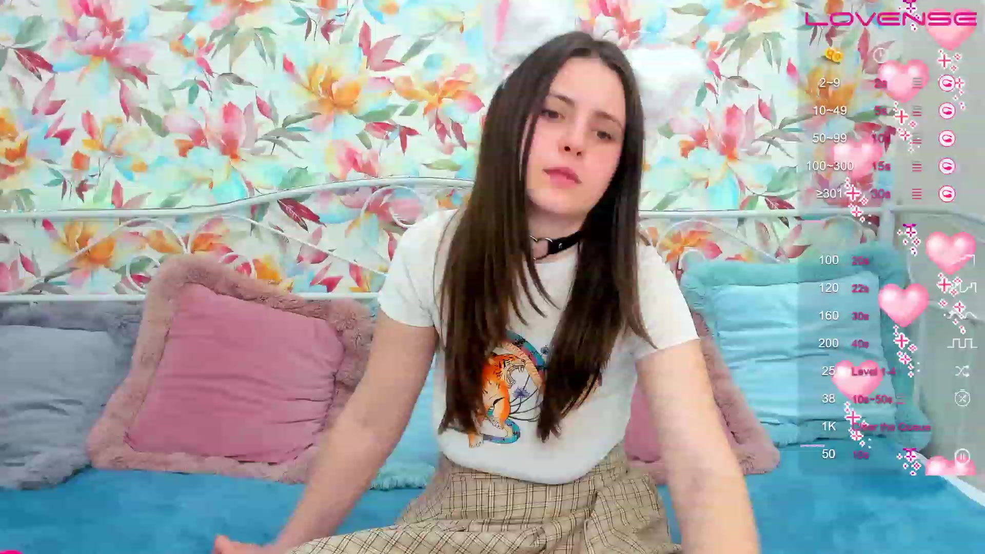 Gallery image thumbnail from ElsaJones's myfreecams stream on, 02/14/2023, 17:37 image 11 of 20