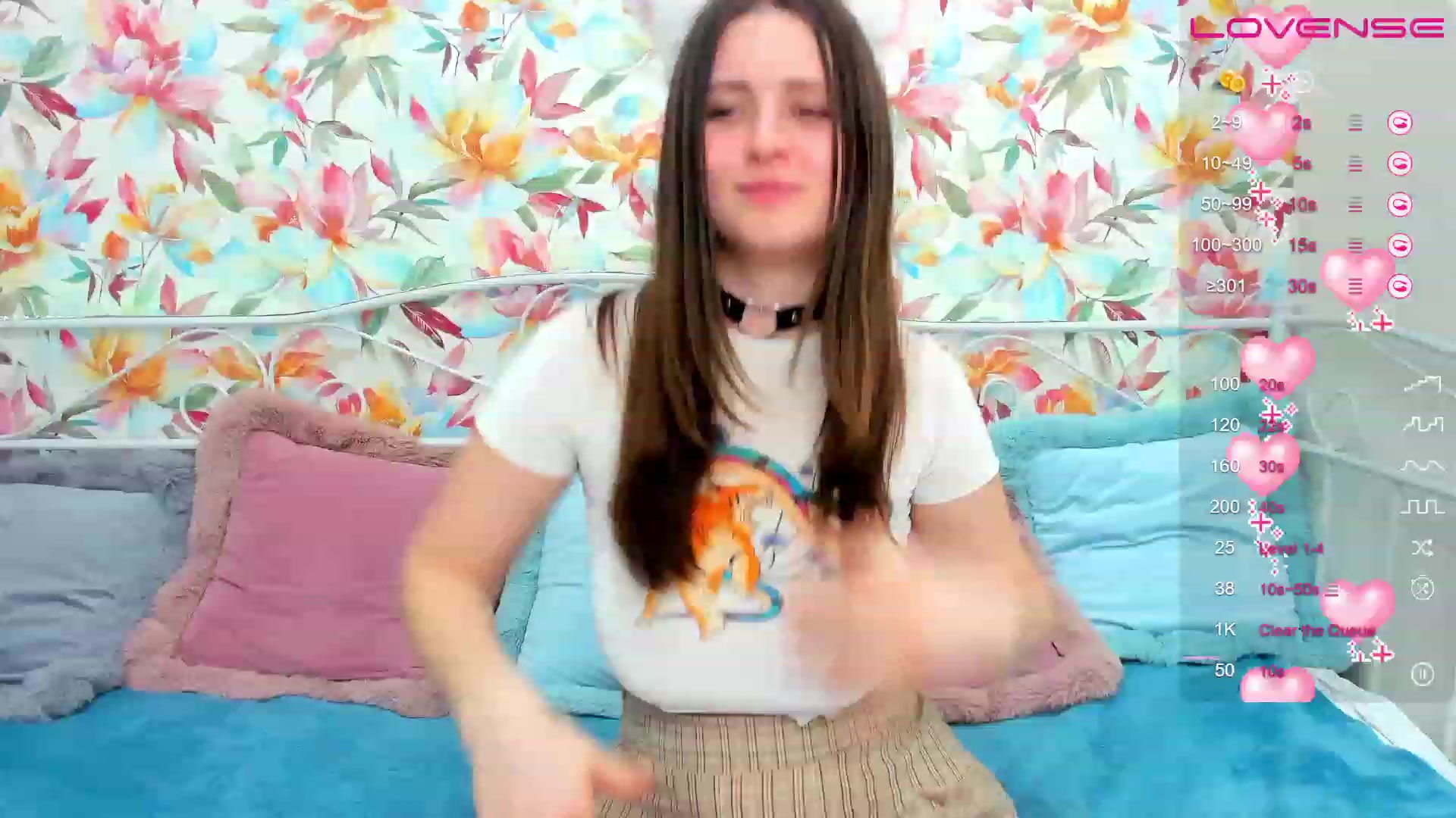 Gallery image thumbnail from ElsaJones's myfreecams stream on, 02/14/2023, 19:23 image 20 of 20