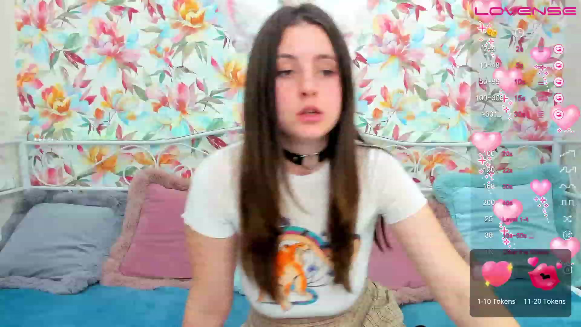 Gallery image thumbnail from ElsaJones's myfreecams stream on, 02/14/2023, 19:23 image 2 of 20