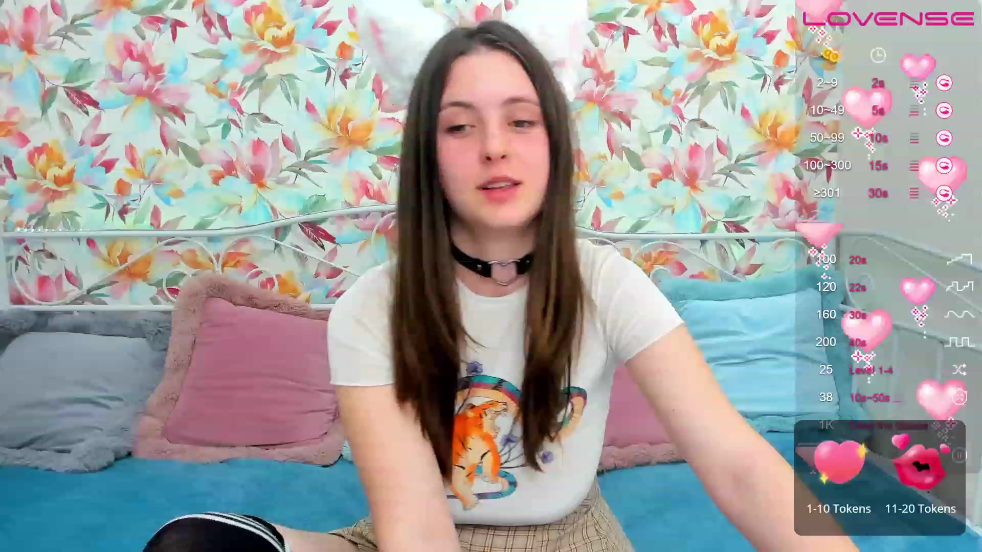 Gallery image thumbnail from ElsaJones's myfreecams stream on, 02/14/2023, 19:23 image 5 of 20
