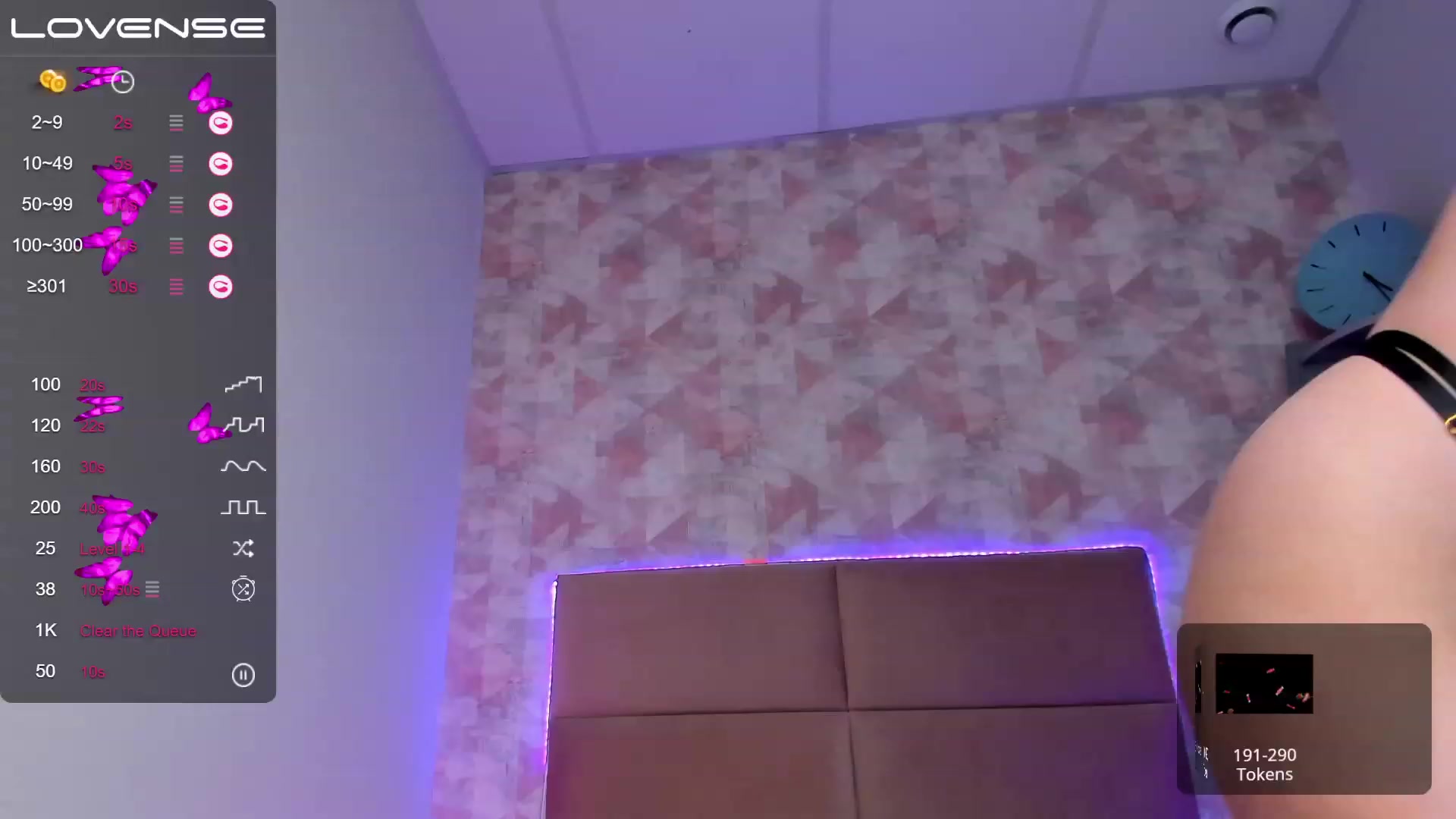 Gallery image thumbnail from ElsaJones's myfreecams stream on, 02/23/2023, 22:48 image 13 of 20