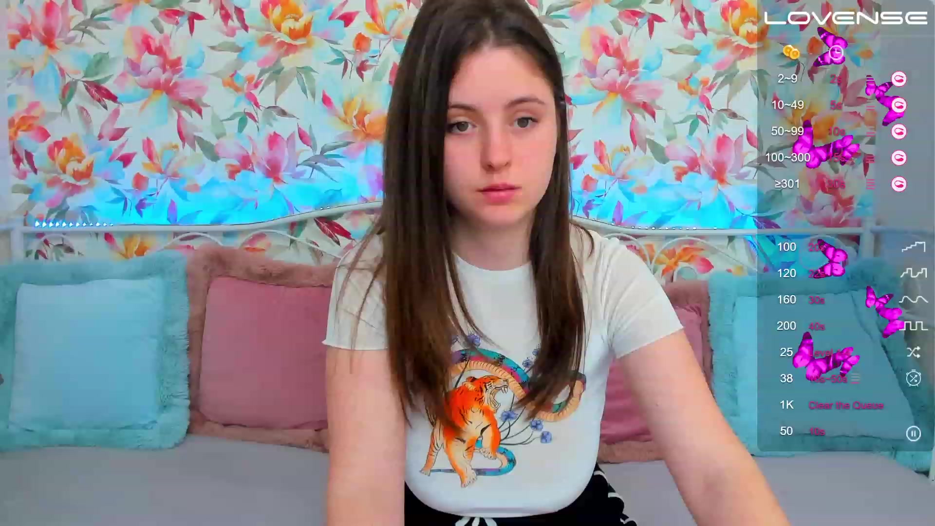 Gallery image thumbnail from ElsaJones's myfreecams stream on, 02/24/2023, 15:42 image 5 of 20