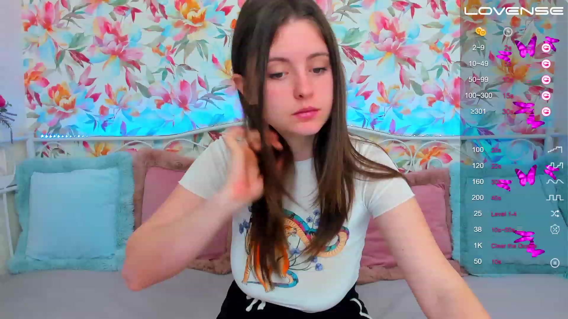 Gallery image thumbnail from ElsaJones's myfreecams stream on, 02/24/2023, 15:42 image 12 of 20