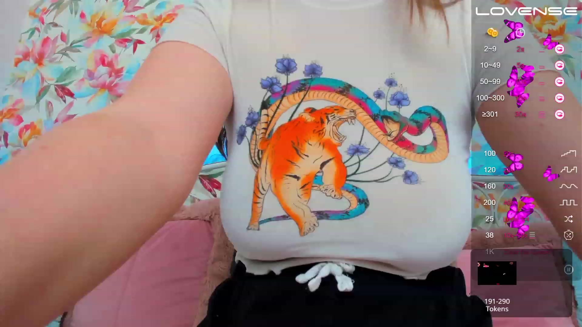 Gallery image thumbnail from ElsaJones's myfreecams stream on, 02/24/2023, 15:42 image 17 of 20