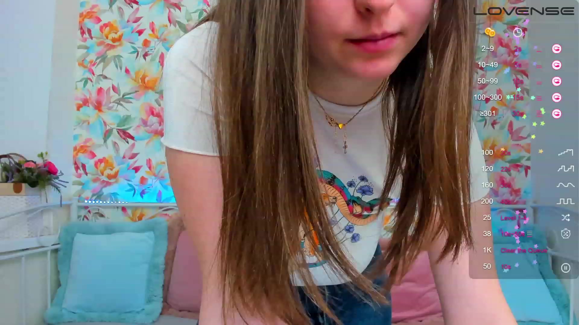 Gallery image thumbnail from ElsaJones's myfreecams stream on, 02/24/2023, 18:25 image 4 of 20