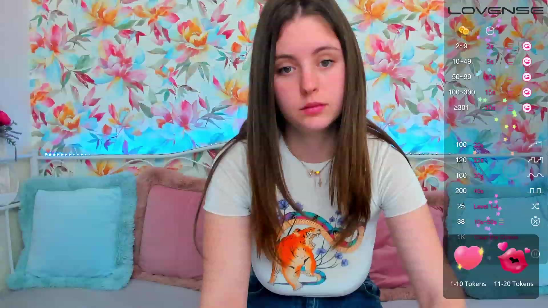 Gallery image thumbnail from ElsaJones's myfreecams stream on, 02/24/2023, 18:25 image 1 of 20