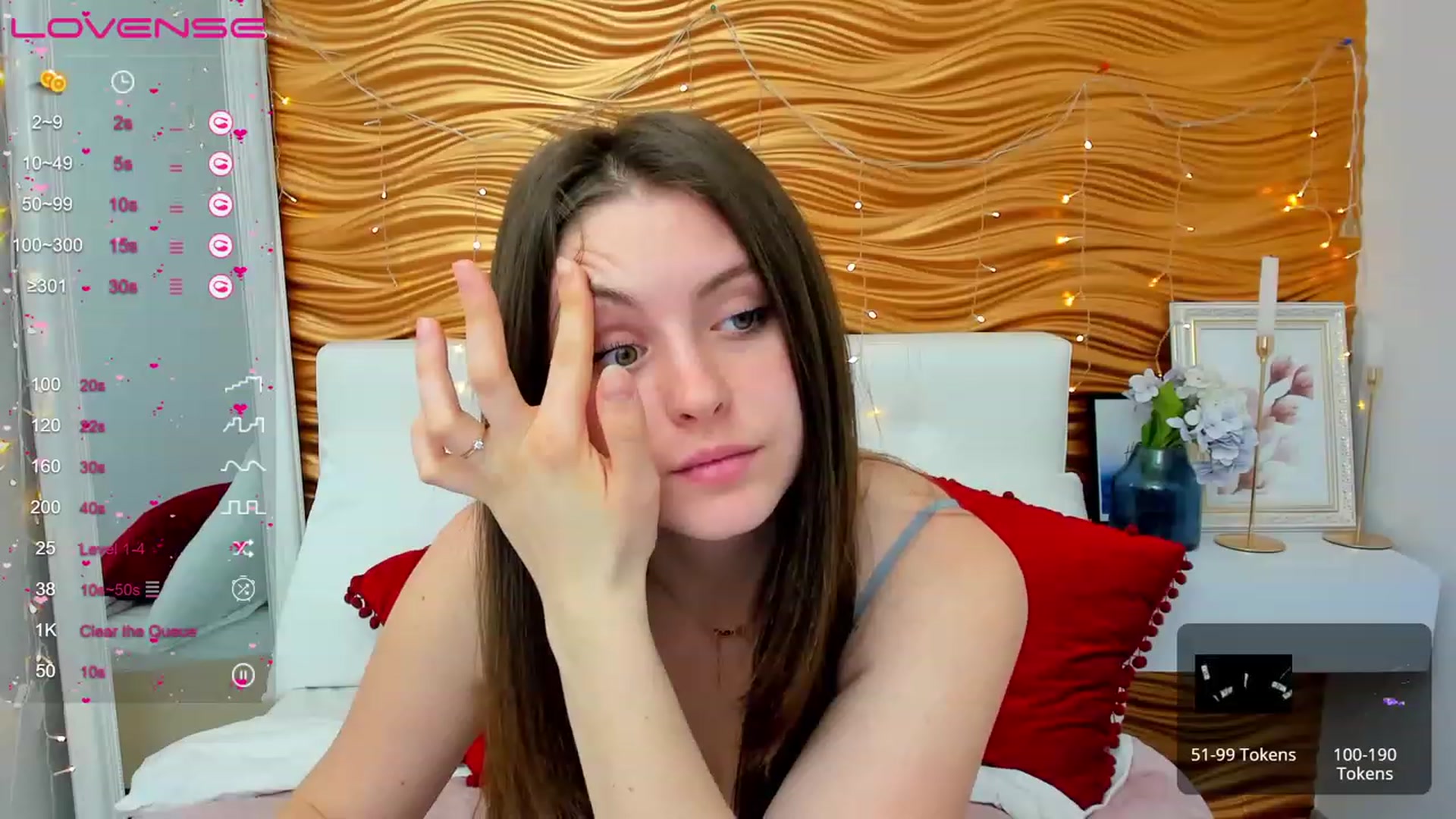 Gallery image thumbnail from ElsaJones's myfreecams stream on, 02/26/2023, 15:35 image 13 of 20