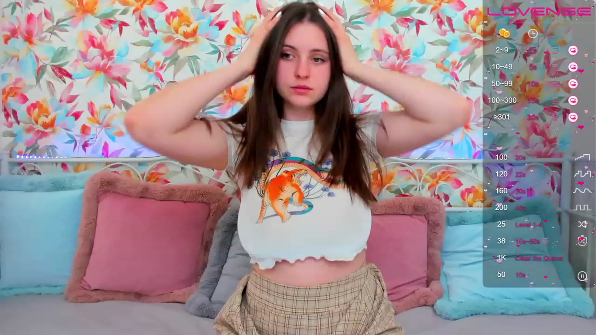 Gallery image thumbnail from ElsaJones's myfreecams stream on, 03/02/2023, 15:02 image 1 of 20