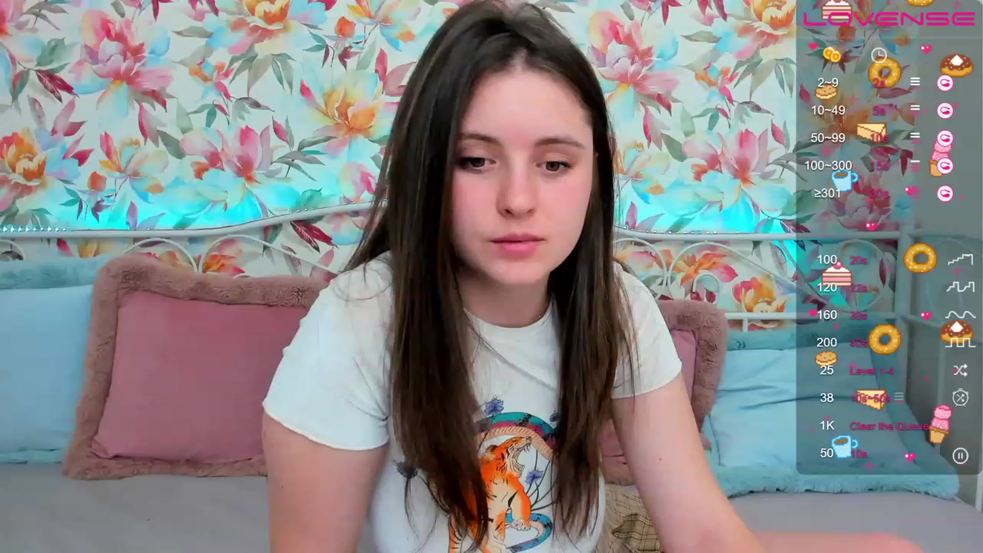 Gallery image thumbnail from ElsaJones's myfreecams stream on, 03/02/2023, 16:03 image 14 of 20