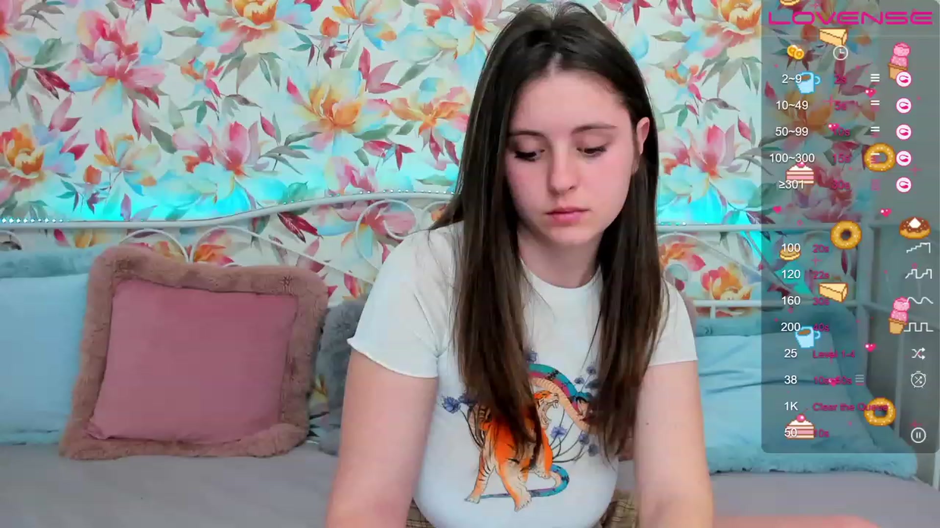 Gallery image thumbnail from ElsaJones's myfreecams stream on, 03/02/2023, 16:03 image 15 of 20