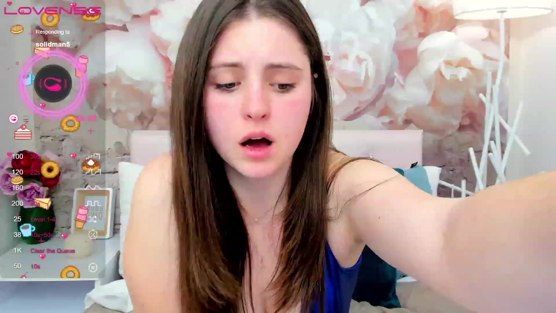 Gallery image thumbnail from ElsaJones's myfreecams stream on, 03/03/2023, 14:04 image 14 of 20