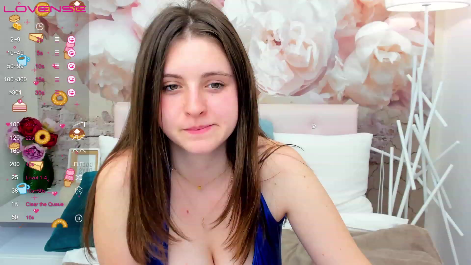 Gallery image thumbnail from ElsaJones's myfreecams stream on, 03/03/2023, 18:10 image 17 of 20