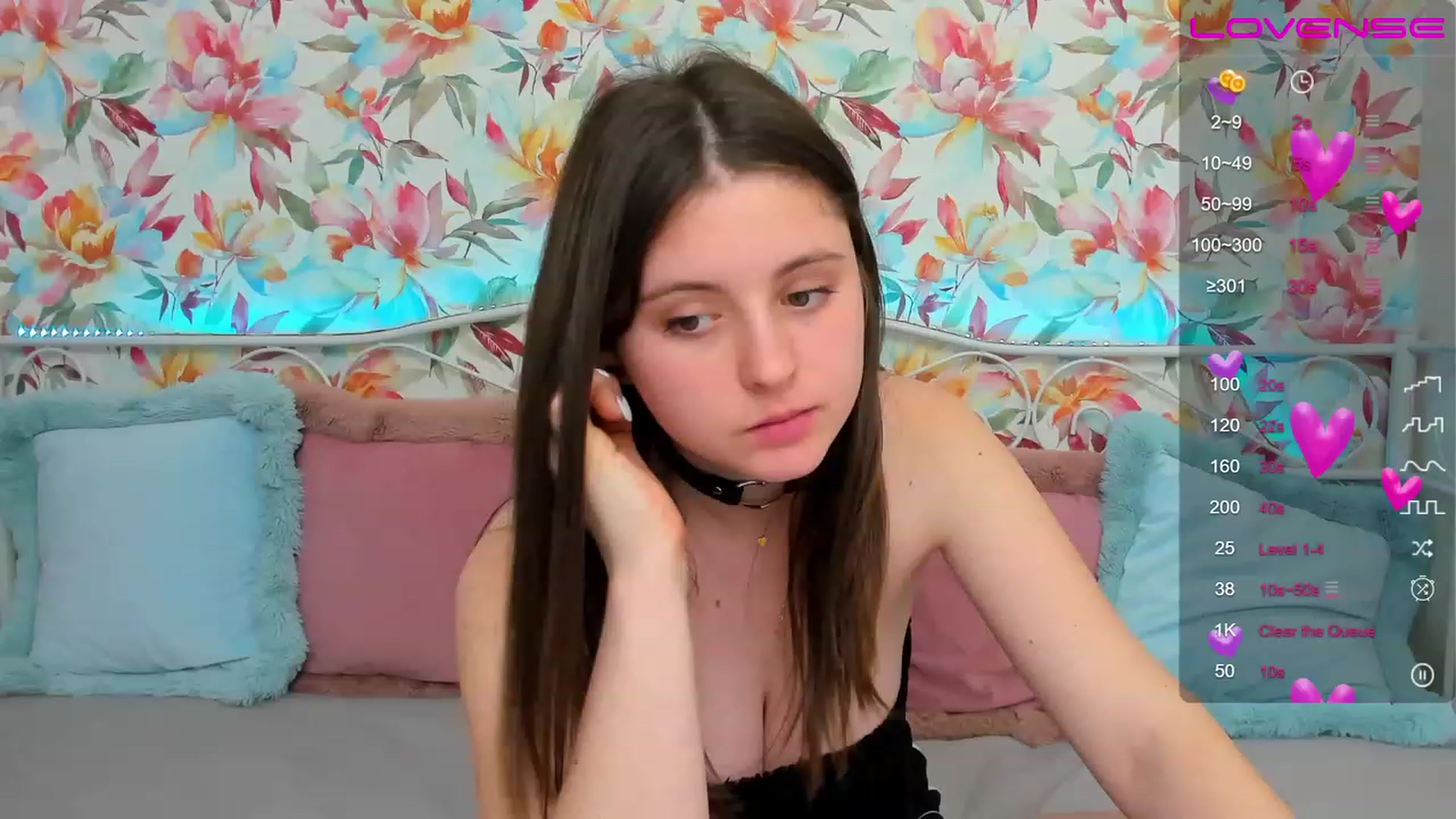 Gallery image thumbnail from ElsaJones's myfreecams stream on, 03/05/2023, 15:28 image 3 of 20