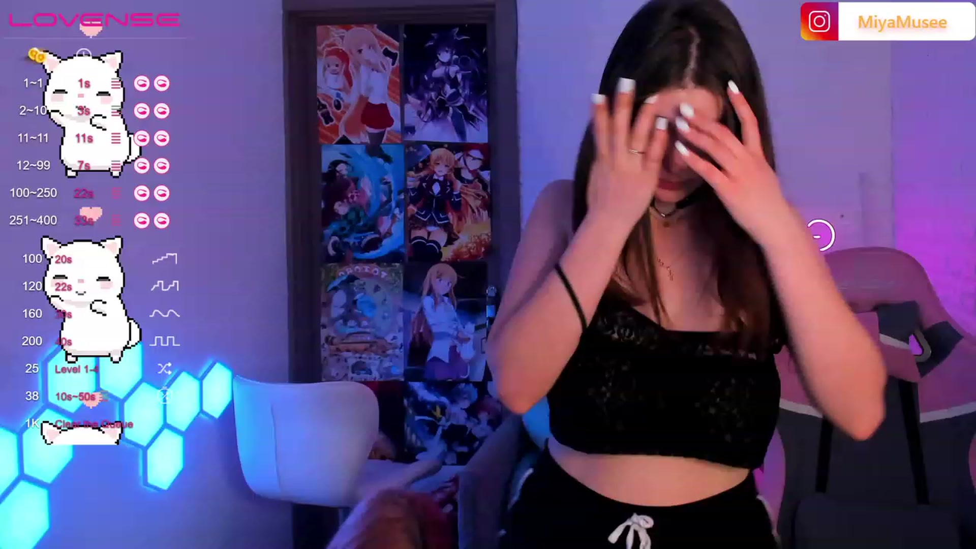 Gallery image thumbnail from ElsaJones's myfreecams stream on, 03/05/2023, 19:22 image 5 of 20