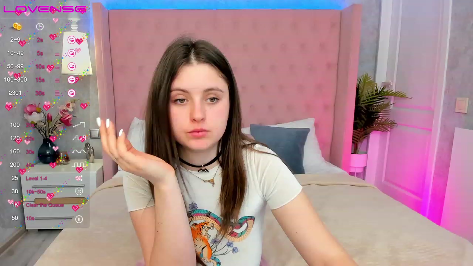 Gallery image thumbnail from ElsaJones's myfreecams stream on, 03/07/2023, 15:49 image 11 of 20