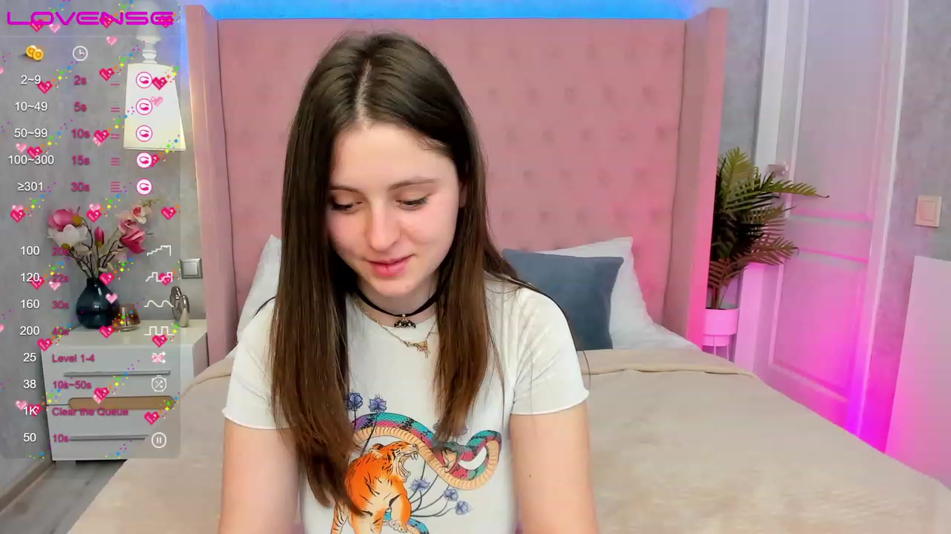 Gallery image thumbnail from ElsaJones's myfreecams stream on, 03/07/2023, 15:49 image 13 of 20