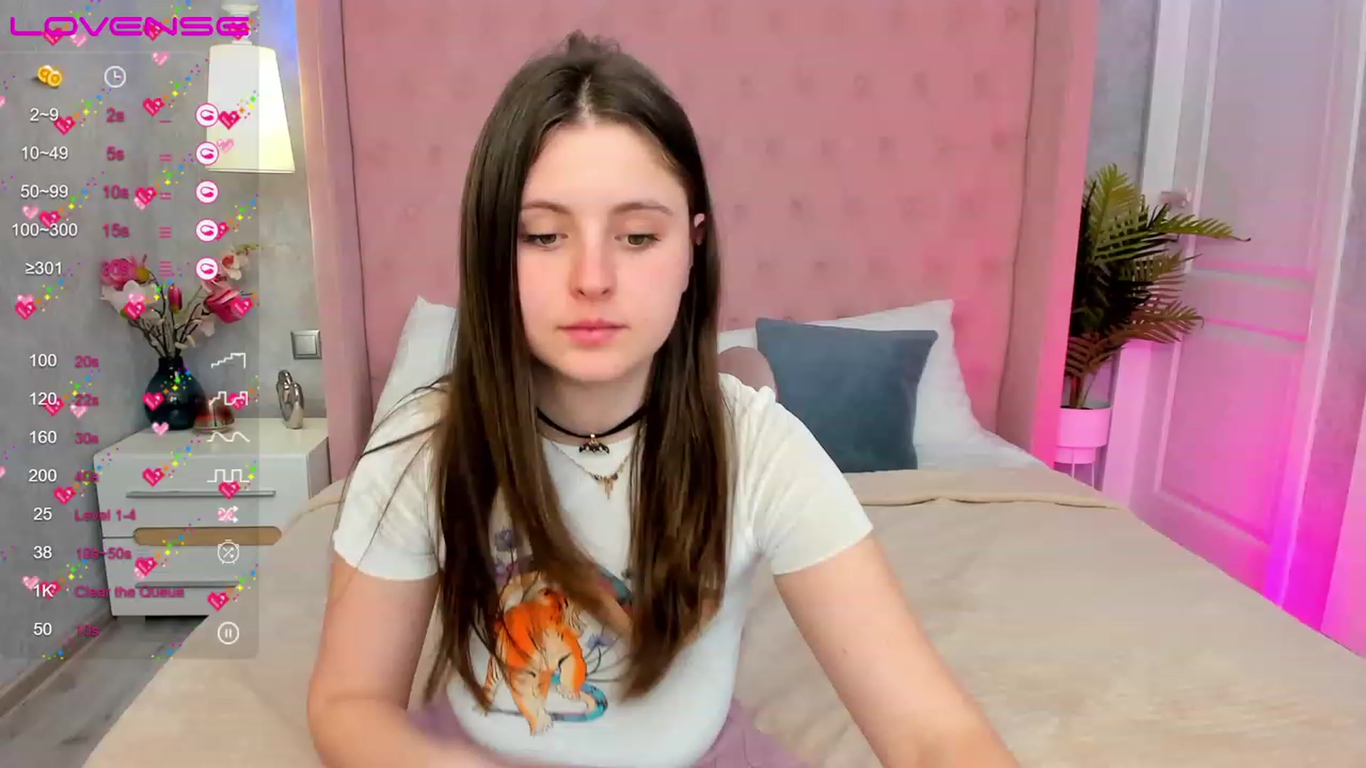 Gallery image thumbnail from ElsaJones's myfreecams stream on, 03/07/2023, 15:49 image 16 of 20