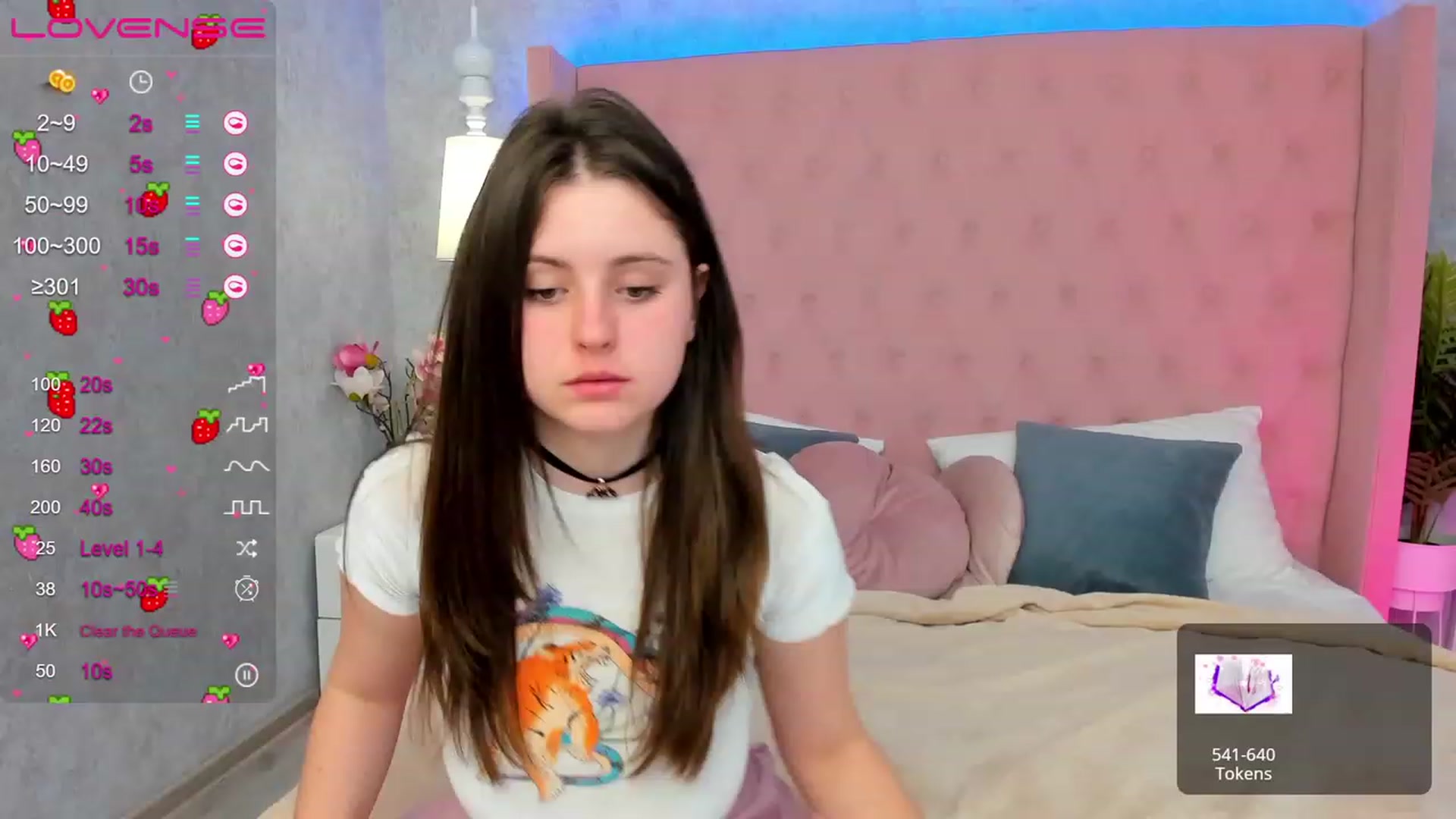 Gallery image thumbnail from ElsaJones's myfreecams stream on, 03/07/2023, 19:41 image 13 of 20