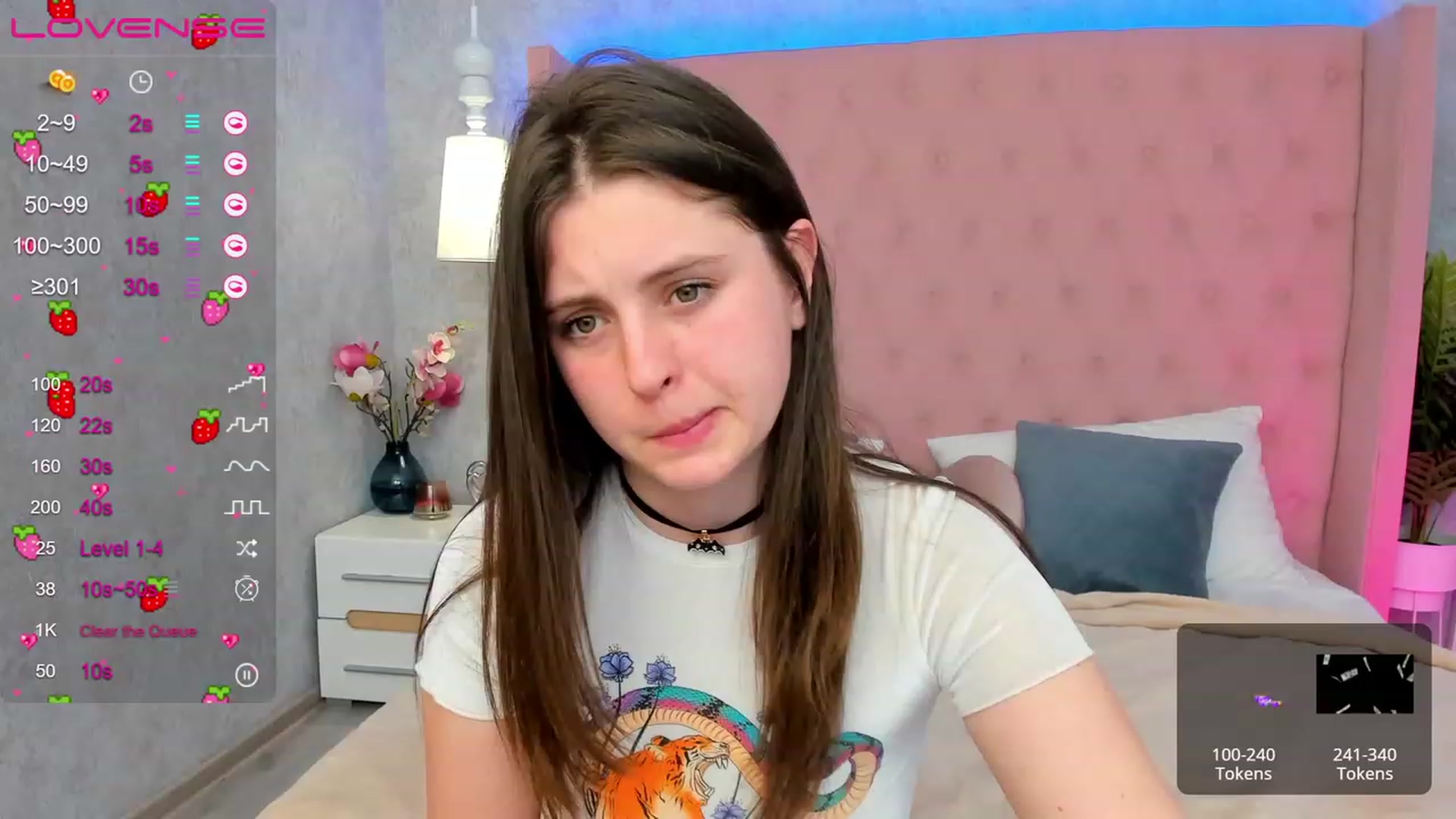 Gallery image thumbnail from ElsaJones's myfreecams stream on, 03/07/2023, 19:41 image 9 of 20