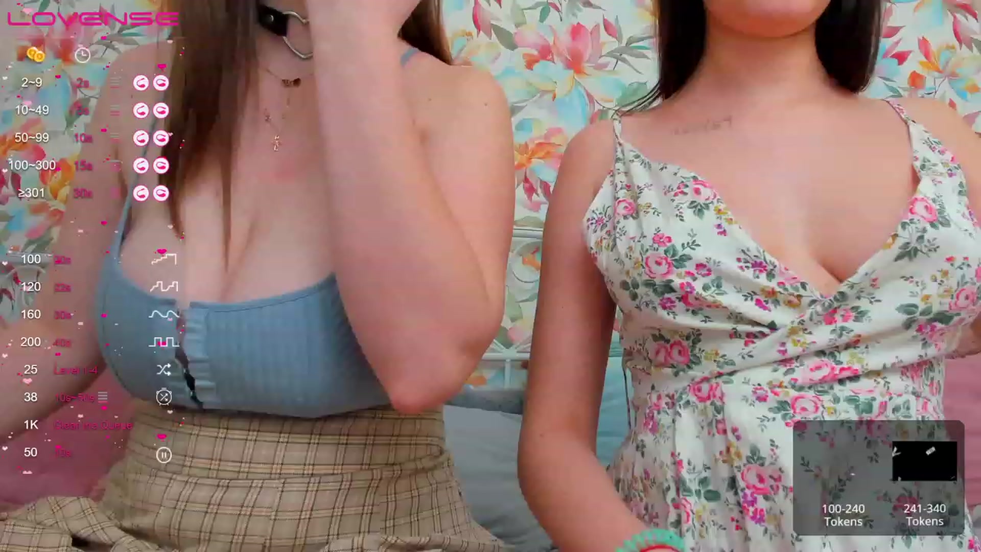 Gallery image thumbnail from ElsaJones's myfreecams stream on, 03/11/2023, 12:52 image 9 of 20