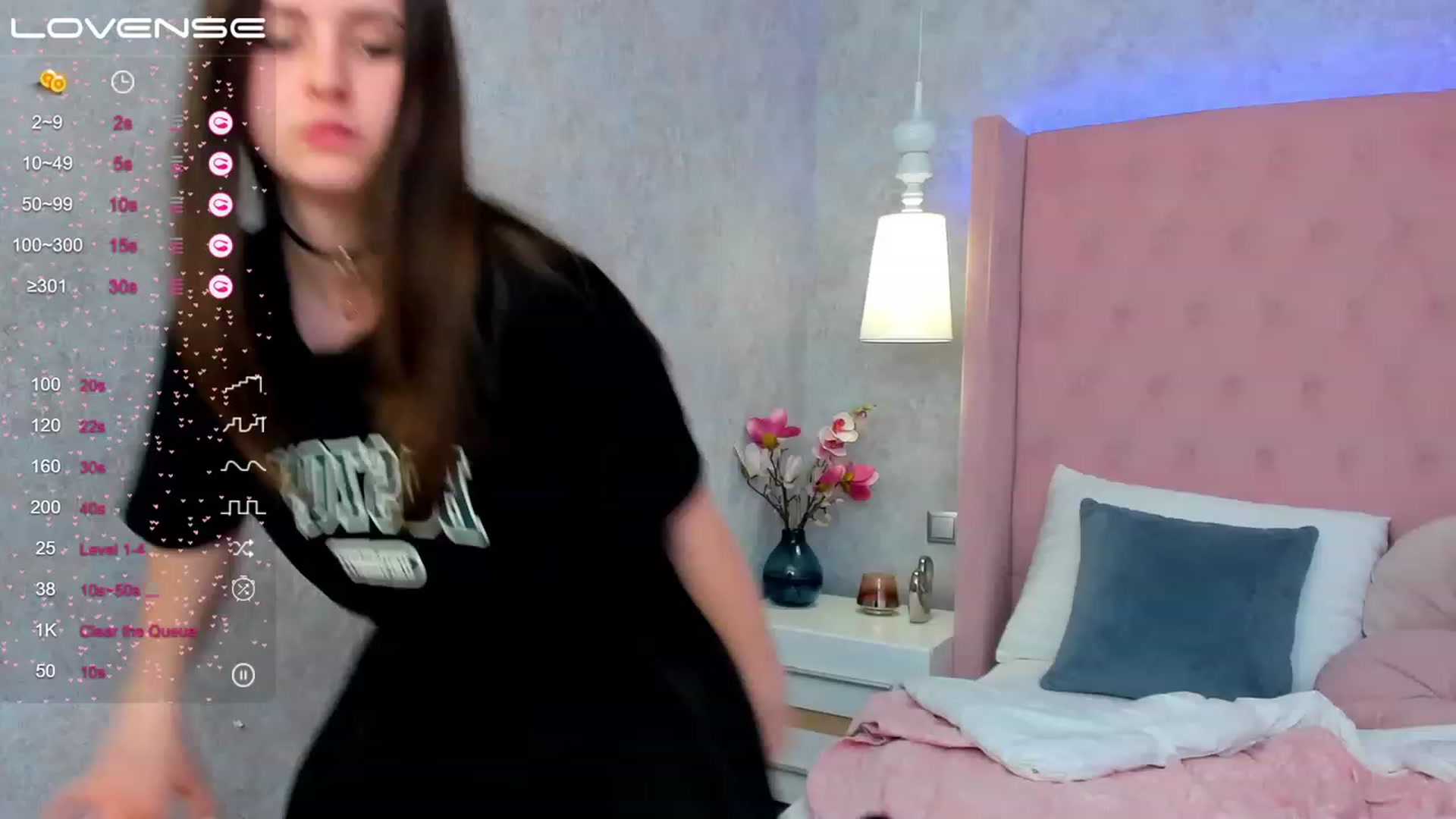 Gallery image thumbnail from ElsaJones's myfreecams stream on, 03/14/2023, 18:07 image 8 of 20