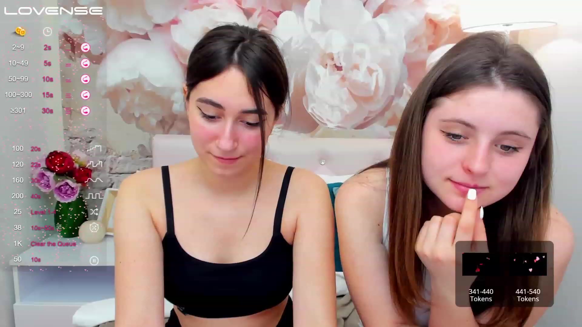 Gallery image thumbnail from ElsaJones's myfreecams stream on, 03/15/2023, 16:03 image 1 of 20