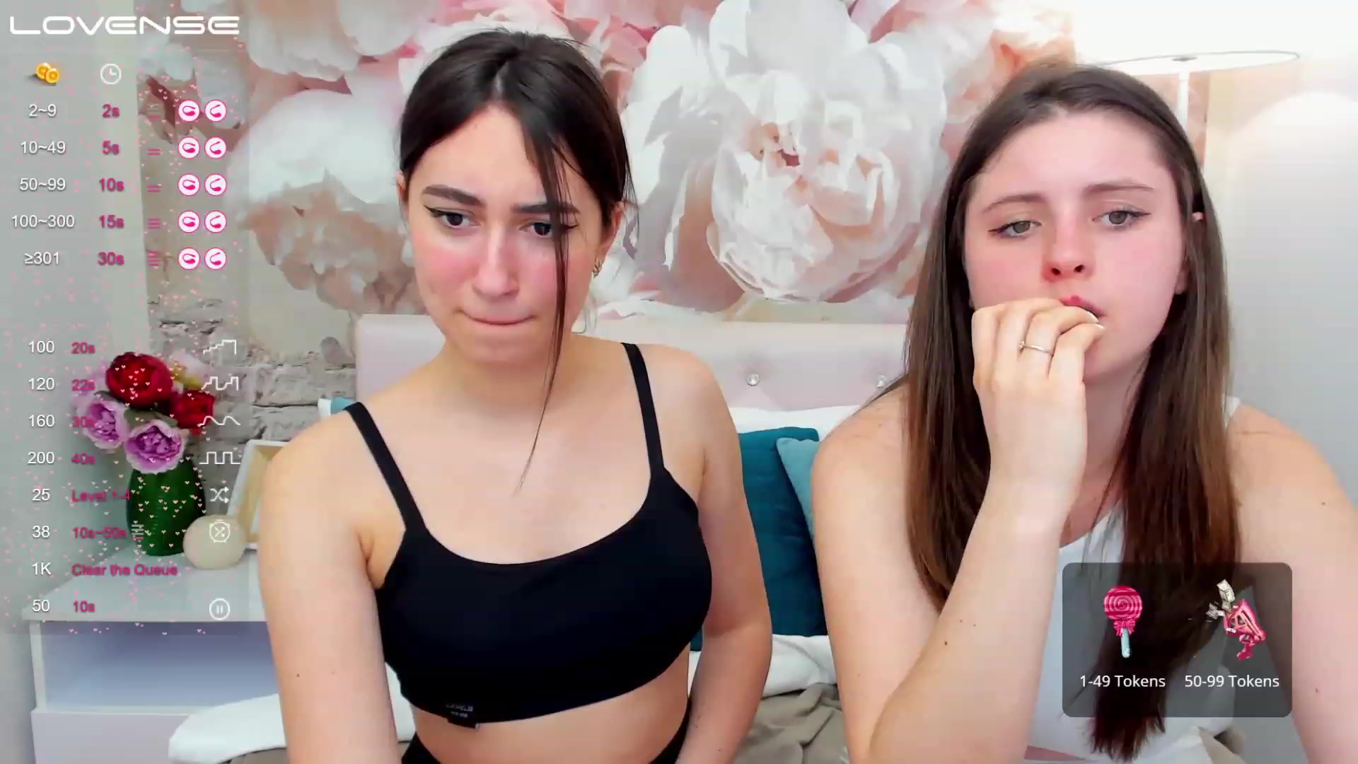 Gallery image thumbnail from ElsaJones's myfreecams stream on, 03/15/2023, 16:03 image 2 of 20