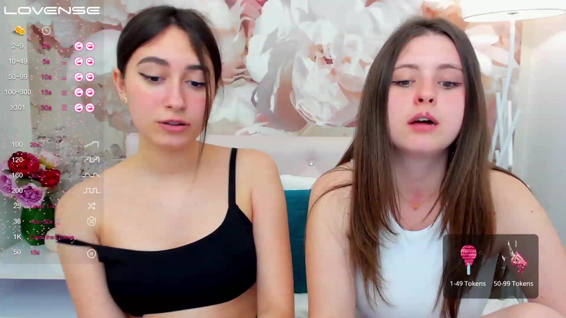 Gallery image thumbnail from ElsaJones's myfreecams stream on, 03/15/2023, 16:03 image 17 of 20