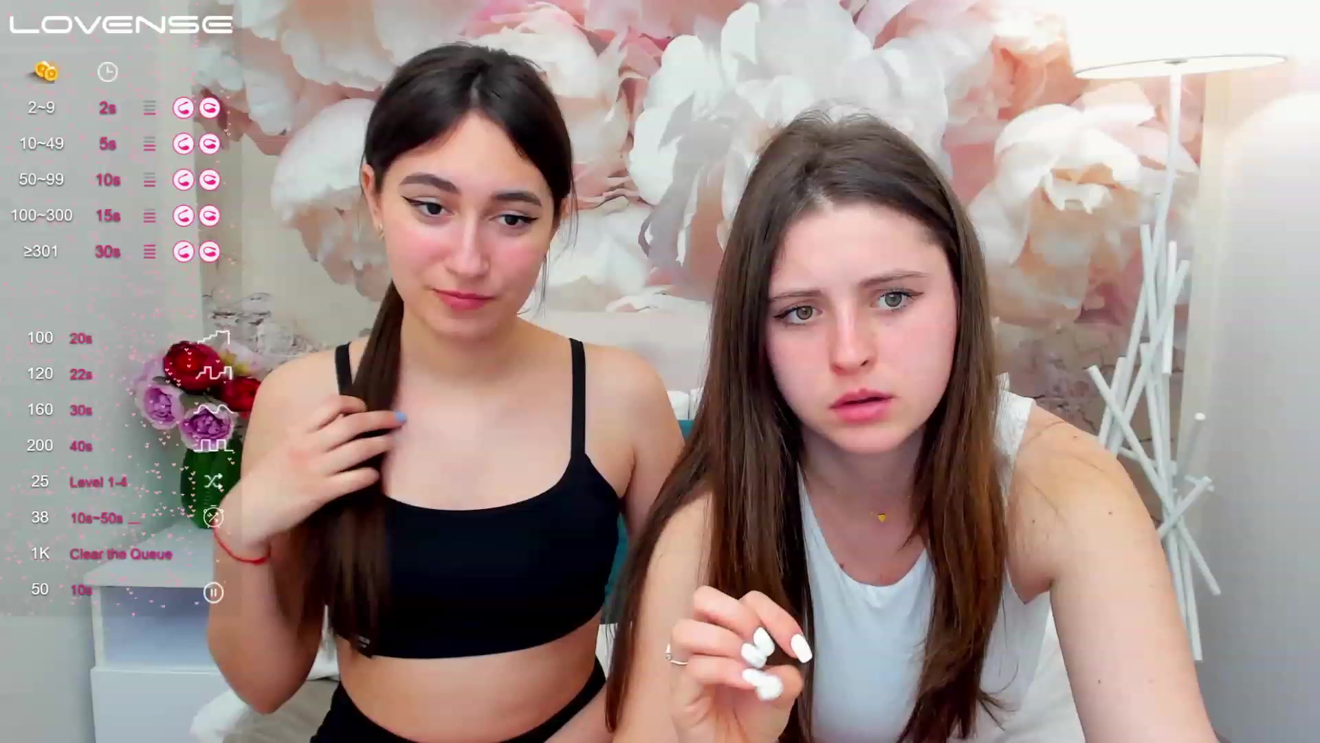 Gallery image thumbnail from ElsaJones's myfreecams stream on, 03/15/2023, 17:07 image 2 of 20