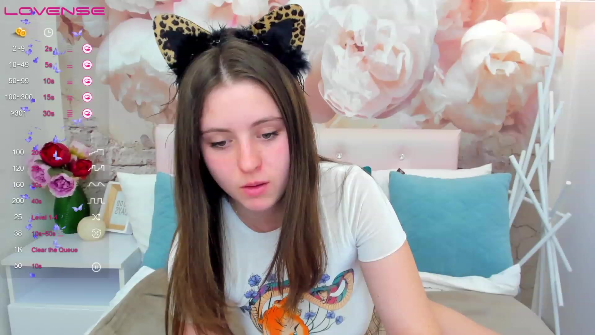 Gallery image thumbnail from ElsaJones's myfreecams stream on, 03/16/2023, 16:36 image 8 of 20