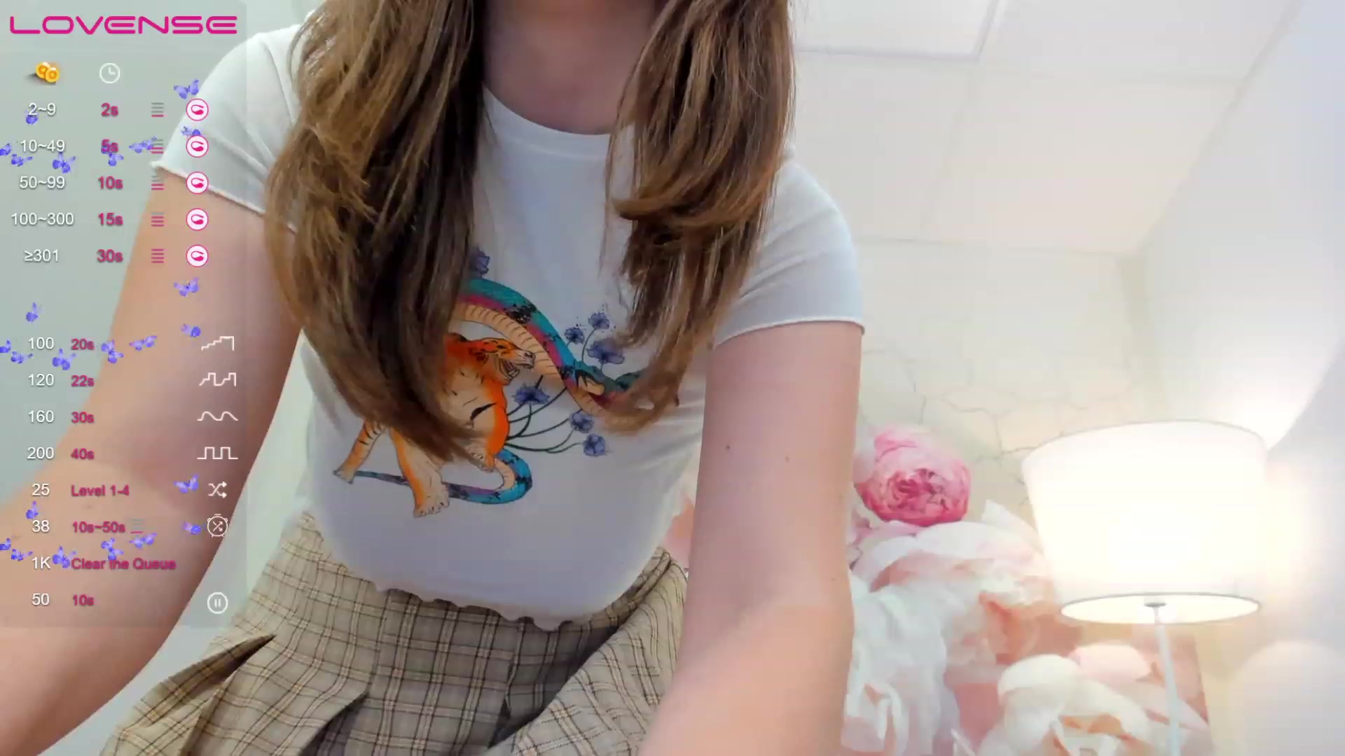 Gallery image thumbnail from ElsaJones's myfreecams stream on, 03/16/2023, 17:48 image 18 of 20