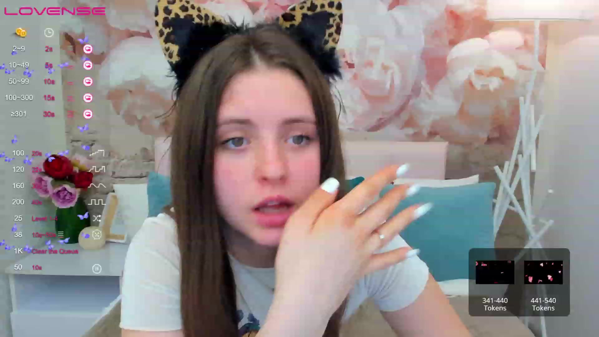 Gallery image thumbnail from ElsaJones's myfreecams stream on, 03/16/2023, 17:48 image 5 of 20