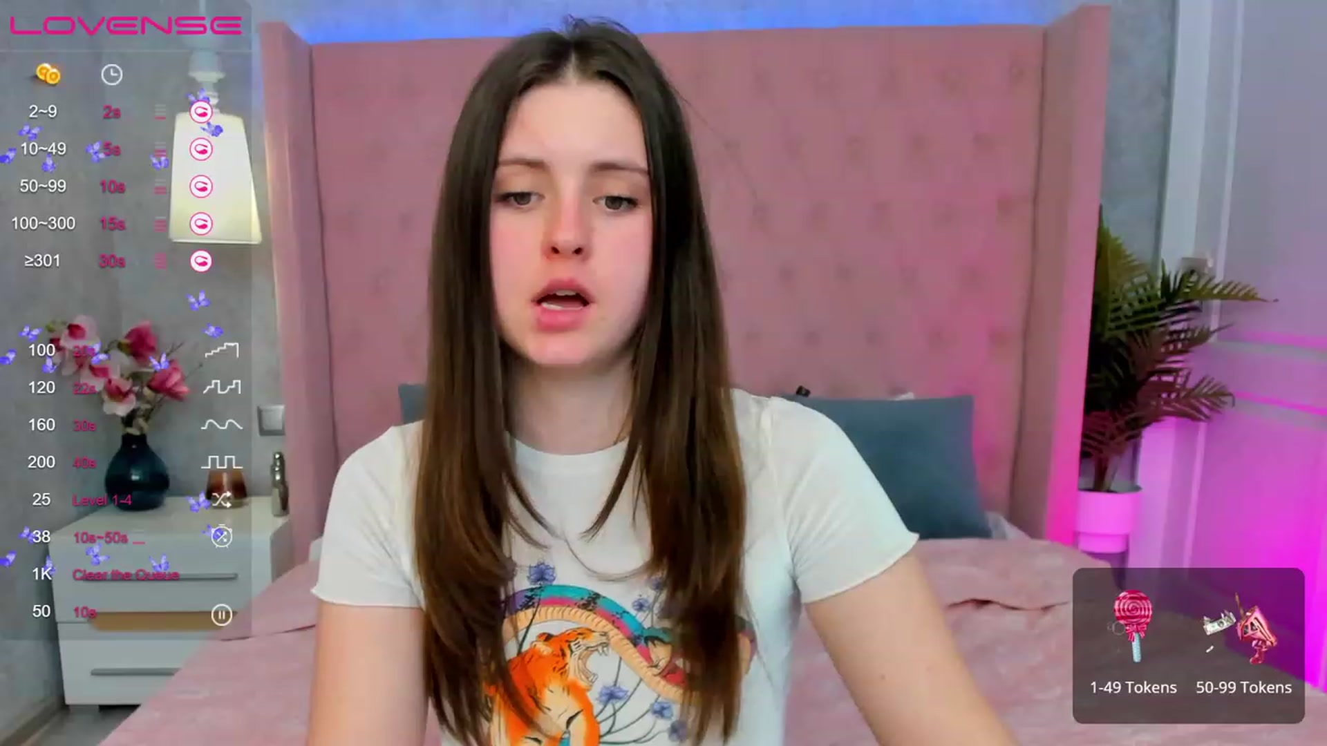 Gallery image thumbnail from ElsaJones's myfreecams stream on, 03/18/2023, 09:23 image 11 of 20