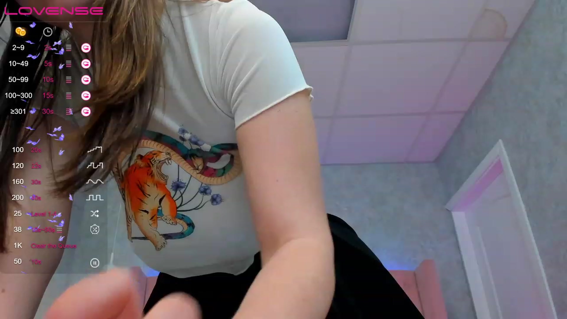 Gallery image thumbnail from ElsaJones's myfreecams stream on, 03/18/2023, 09:23 image 10 of 20