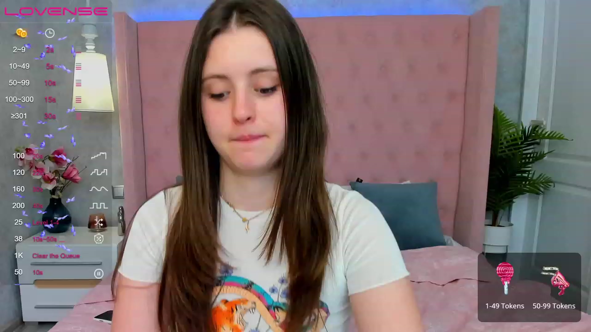 Gallery image thumbnail from ElsaJones's myfreecams stream on, 03/18/2023, 11:14 image 17 of 20