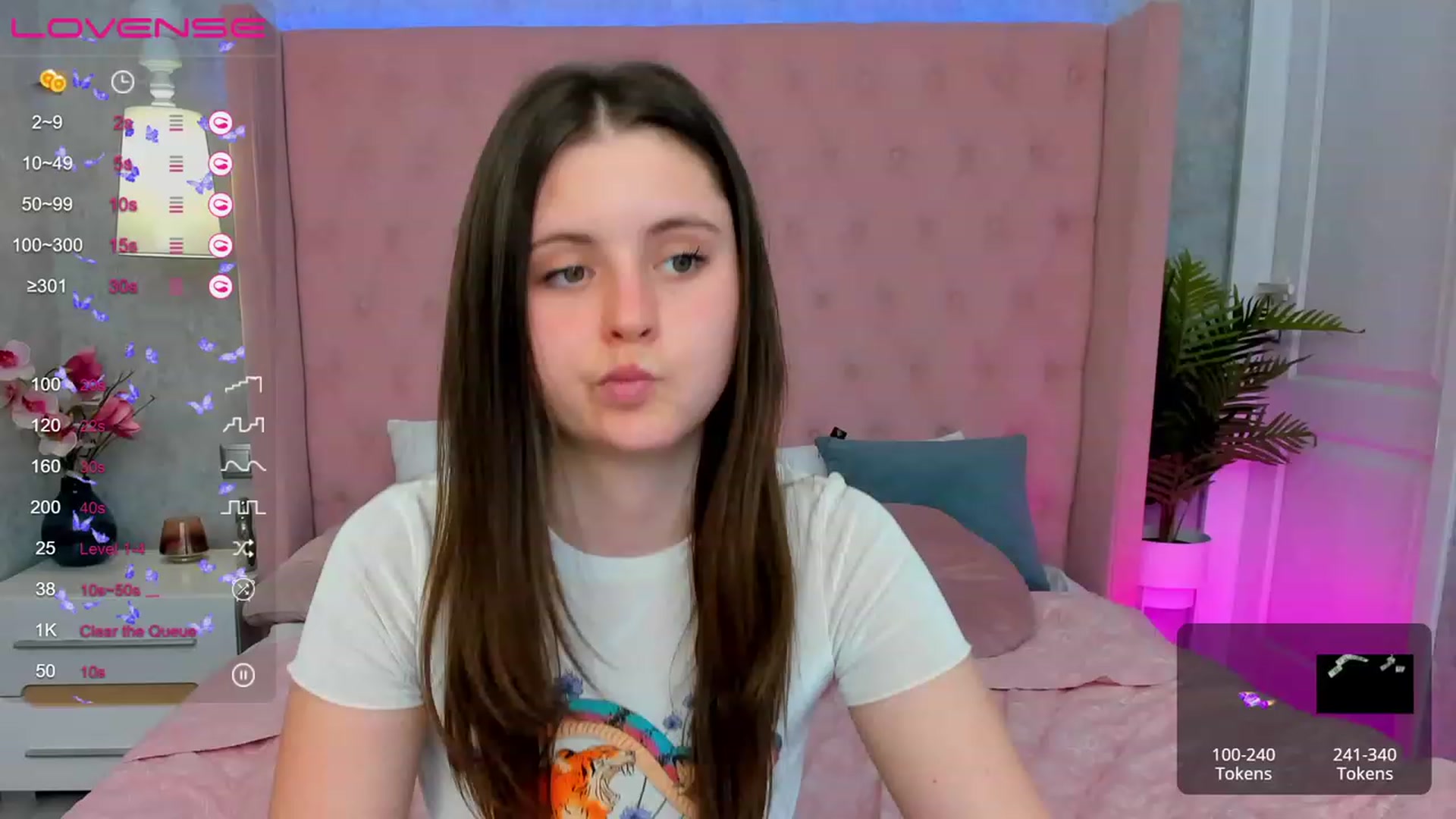 Gallery image thumbnail from ElsaJones's myfreecams stream on, 03/18/2023, 11:52 image 2 of 20