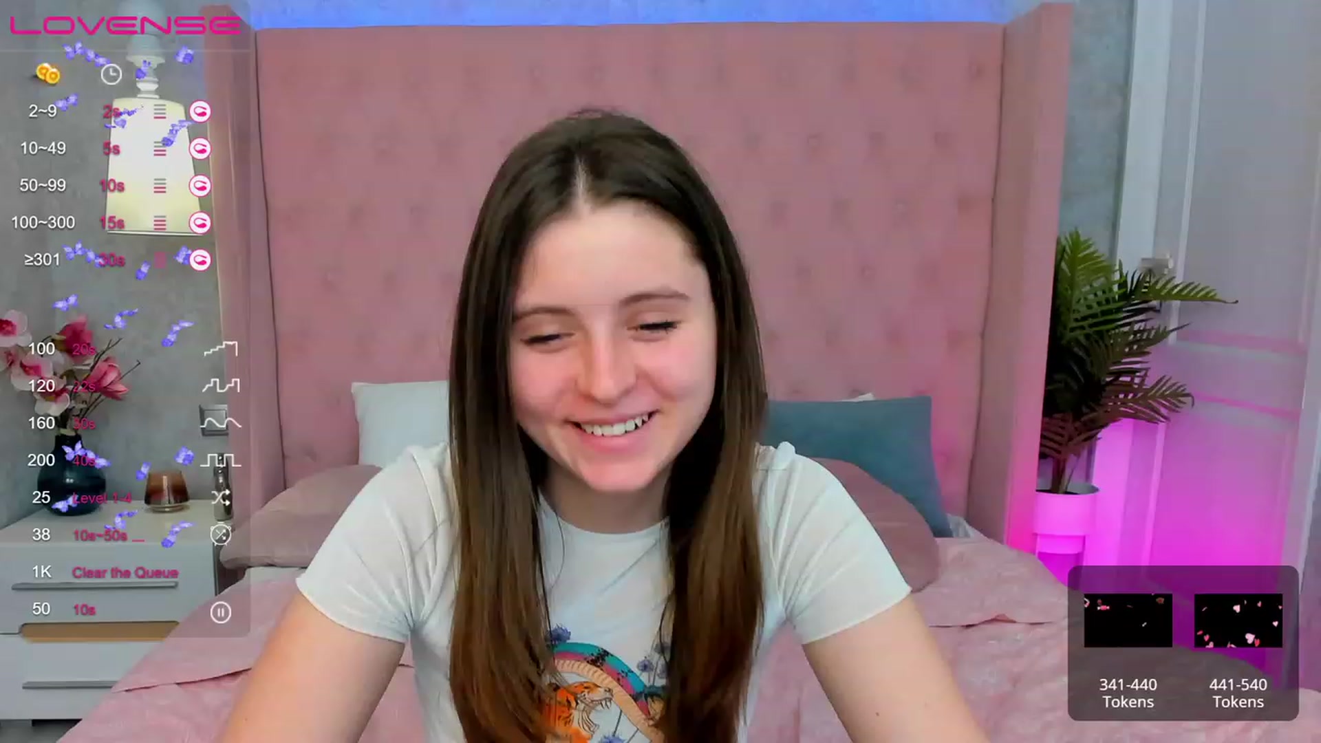 Gallery image thumbnail from ElsaJones's myfreecams stream on, 03/18/2023, 11:52 image 5 of 20