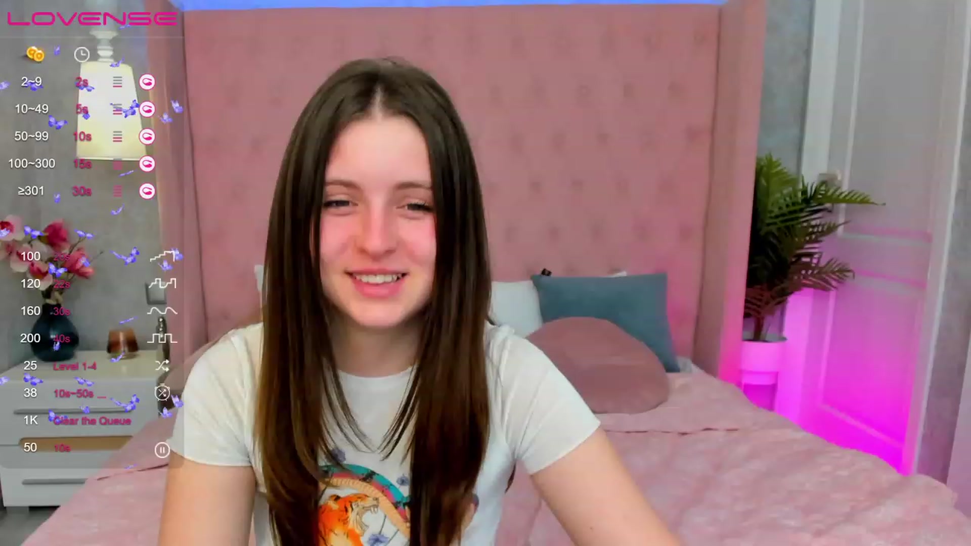 Gallery image thumbnail from ElsaJones's myfreecams stream on, 03/18/2023, 13:01 image 2 of 20
