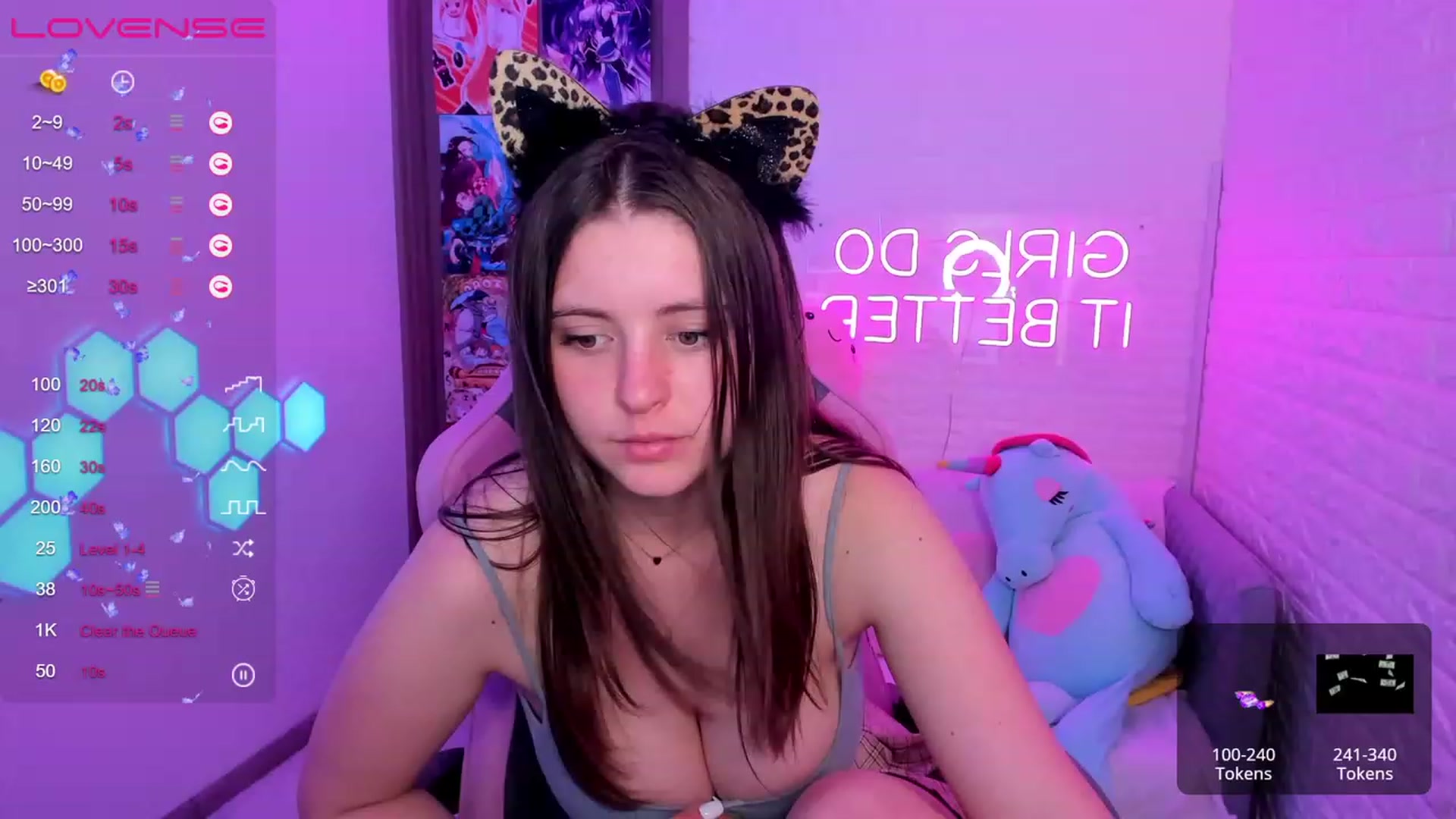 Gallery image thumbnail from ElsaJones's myfreecams stream on, 03/19/2023, 09:01 image 7 of 20