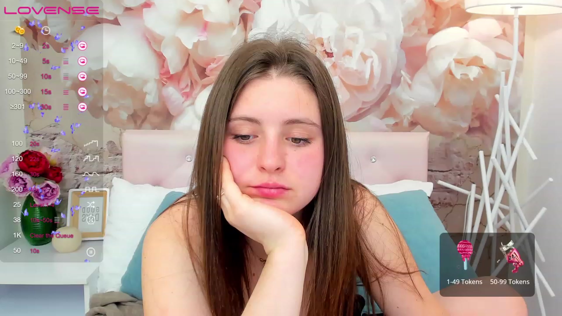 Gallery image thumbnail from ElsaJones's myfreecams stream on, 03/20/2023, 19:17 image 10 of 20