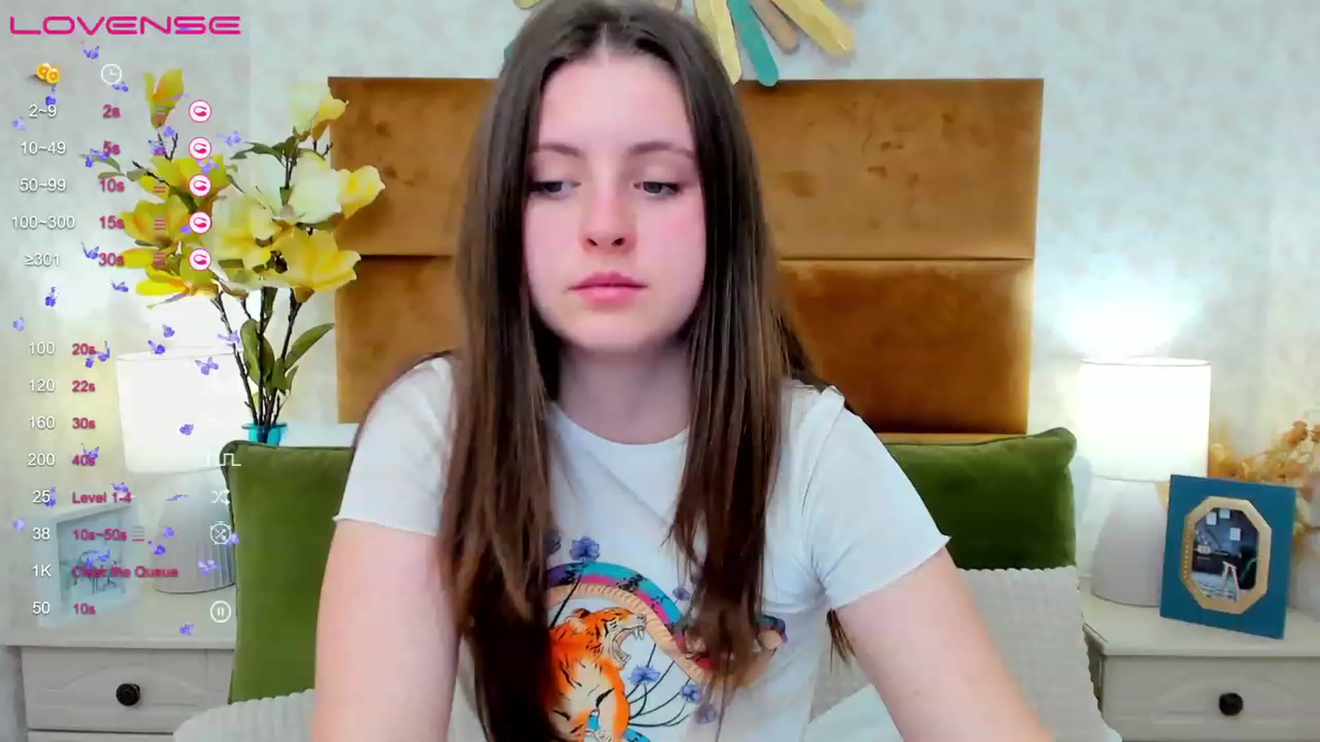 Gallery image thumbnail from ElsaJones's myfreecams stream on, 03/21/2023, 15:21 image 19 of 20