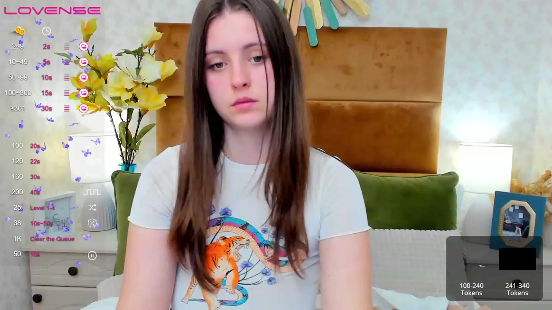 Gallery image thumbnail from ElsaJones's myfreecams stream on, 03/21/2023, 15:21 image 16 of 20